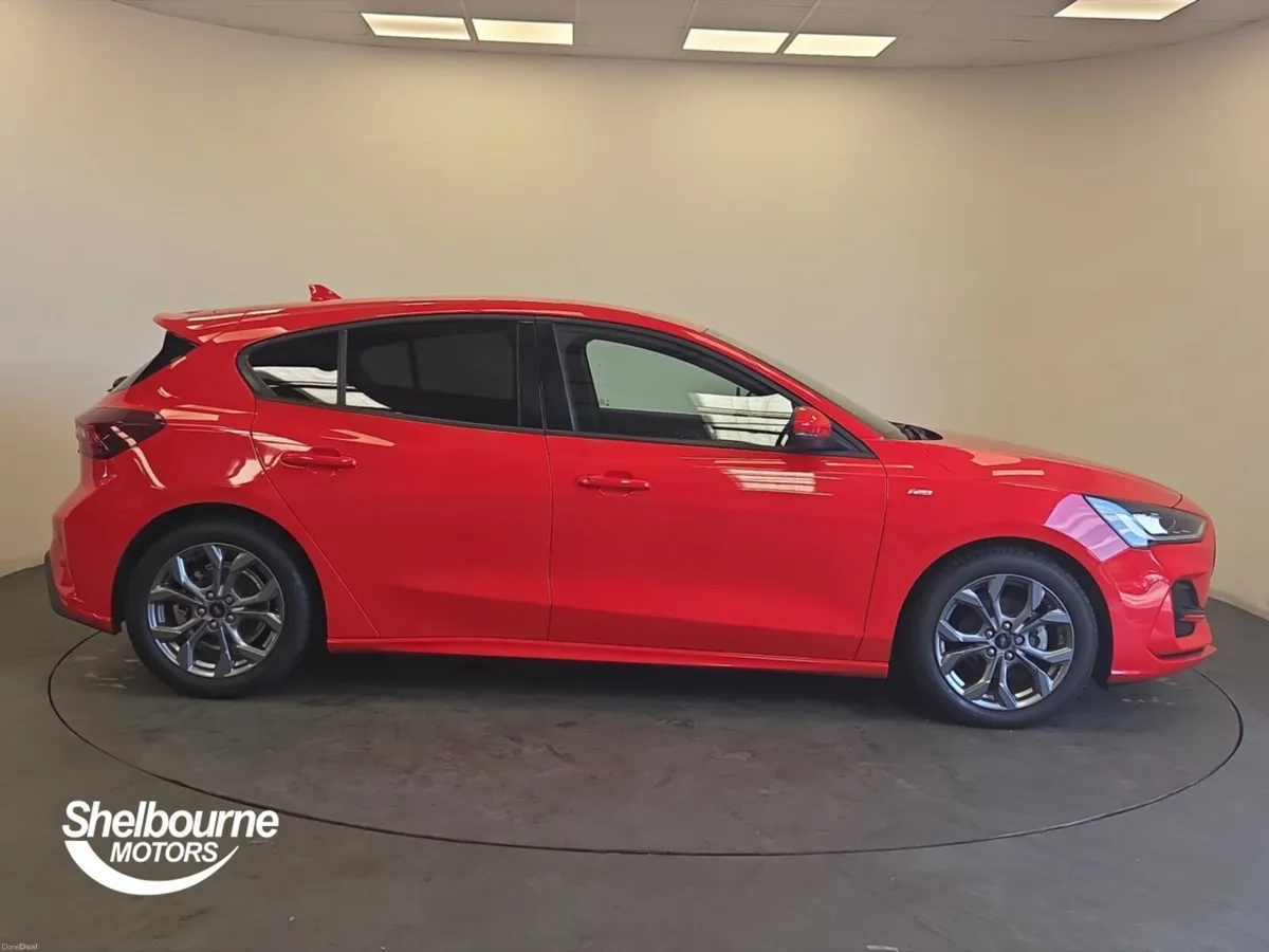 Ford Focus ST-LINE MHEV - Image 3
