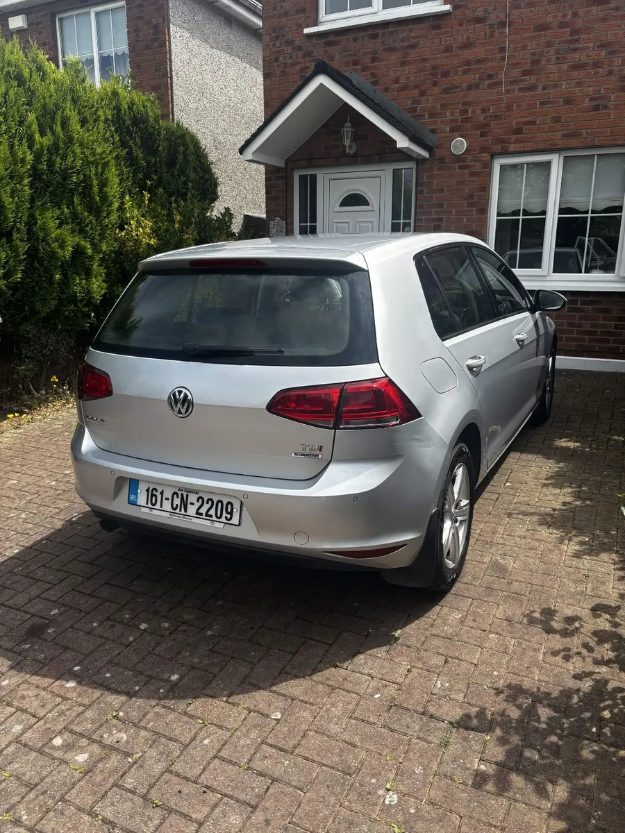 Volkswagen Golf 2016 - Image 2