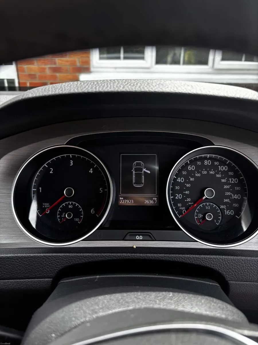 Volkswagen Golf 2016 TDI// NCT&TAX// PRICE DROP - Image 6