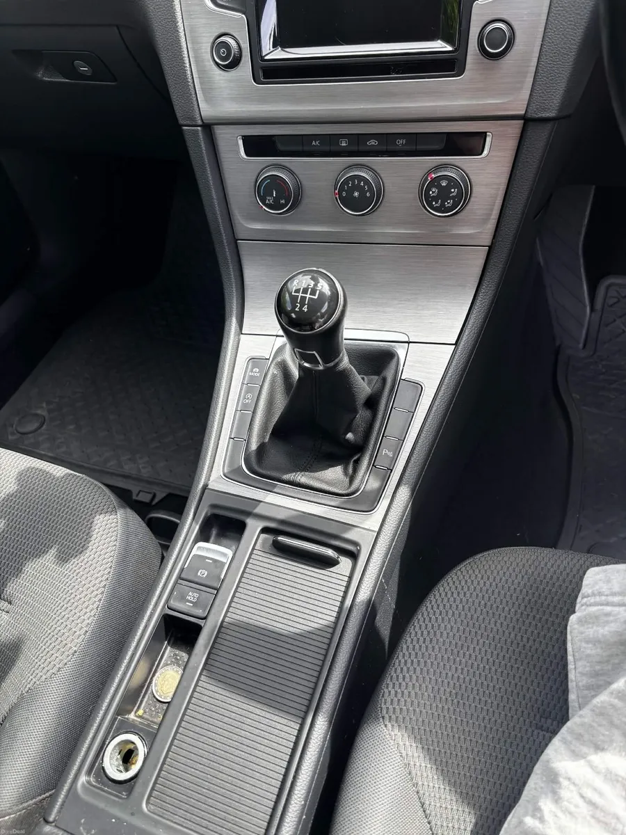 Volkswagen Golf 2016 TDI// NCT&TAX// PRICE DROP - Image 5