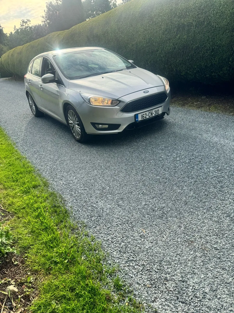 162 Ford Focus Zetec - NCT 04/28 - MINT CONDITION - Image 2