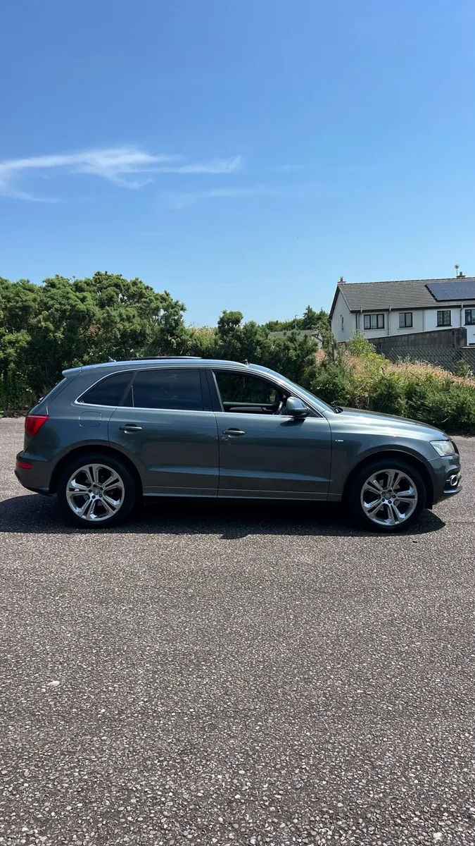 Audi Q5 S-line Special Edition Quattro - Image 4