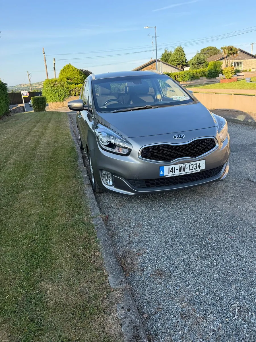 KIA Carens 7 seats - Image 3