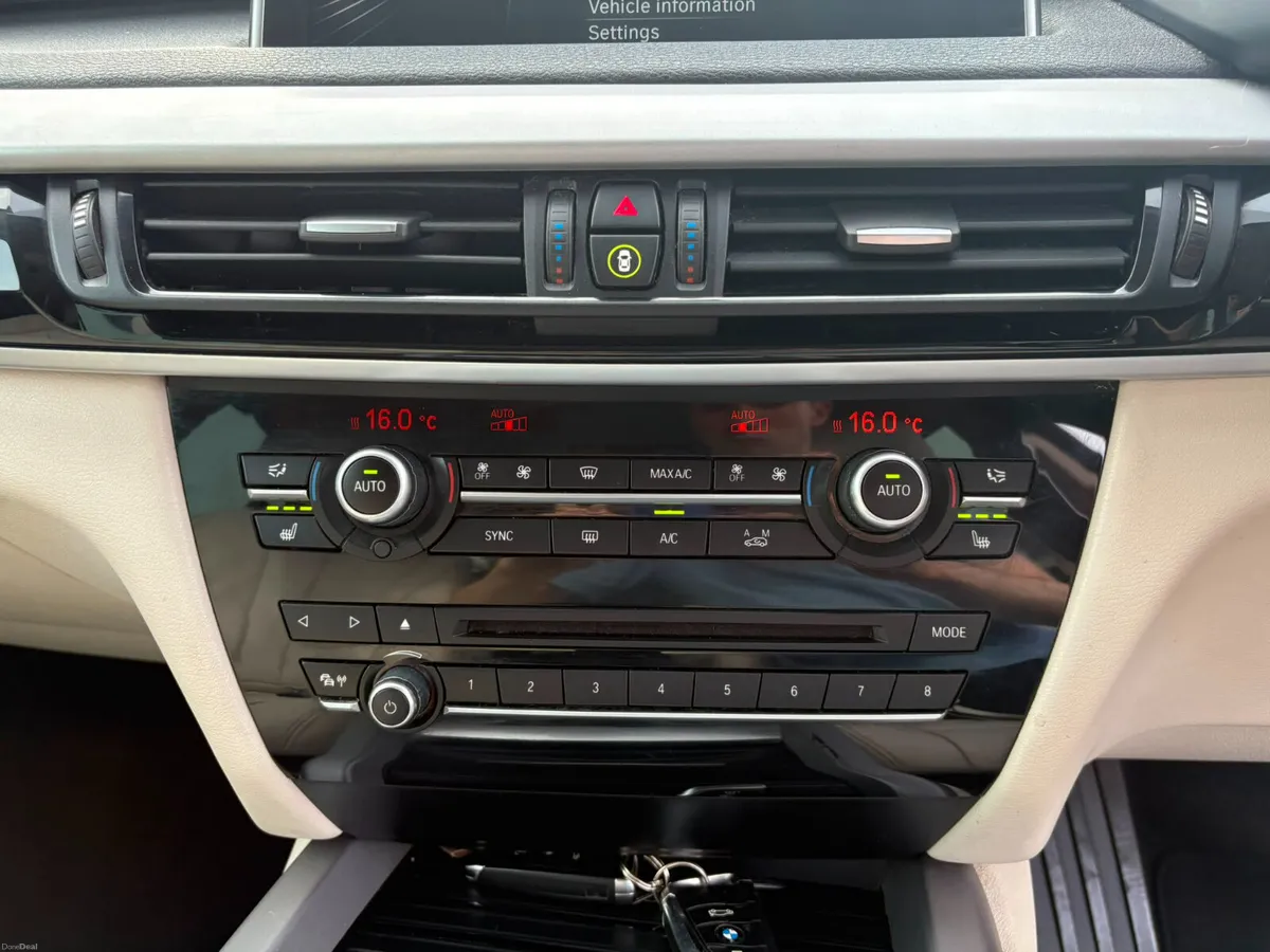 BMW X5 25D X drive 7 seats 2015 - Image 4