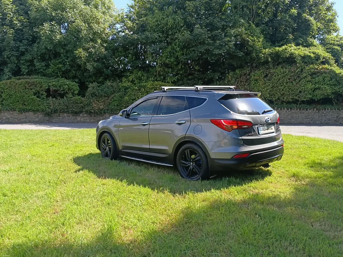 Hyundai Santa Fe 2015 - Image 4