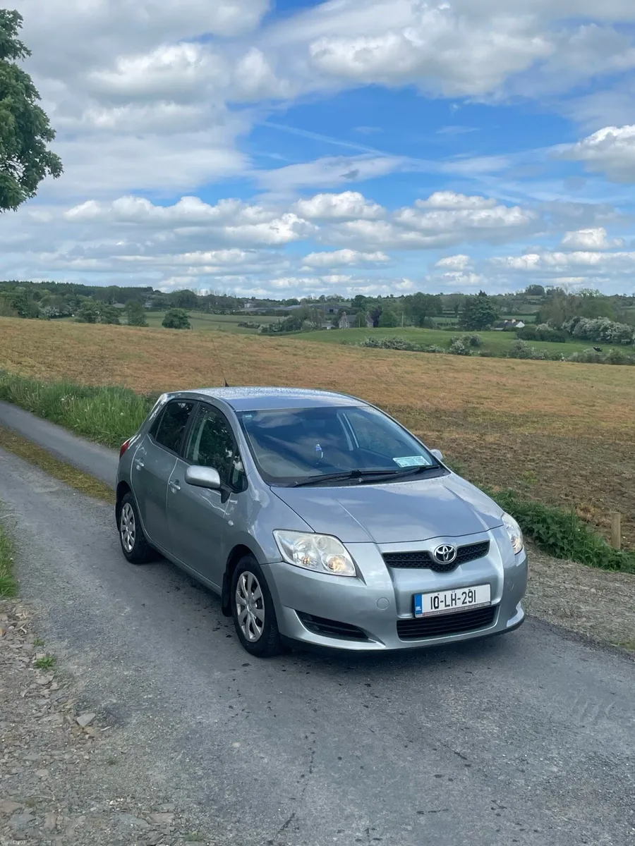 Toyota Auris - Image 1