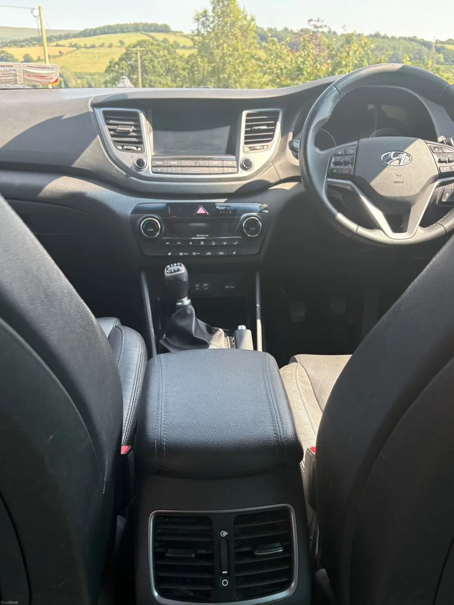 Hyundai Tucson 2017 1.7 Diesel Sports Edition - Image 3