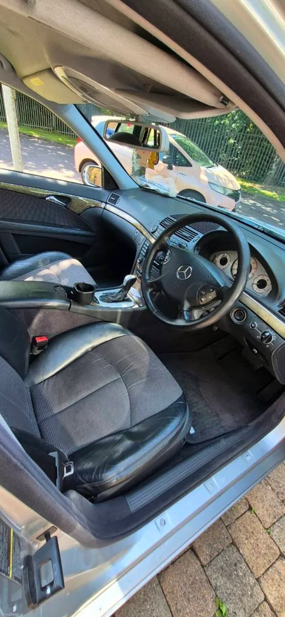 Mercedes E200 CDI - Image 3