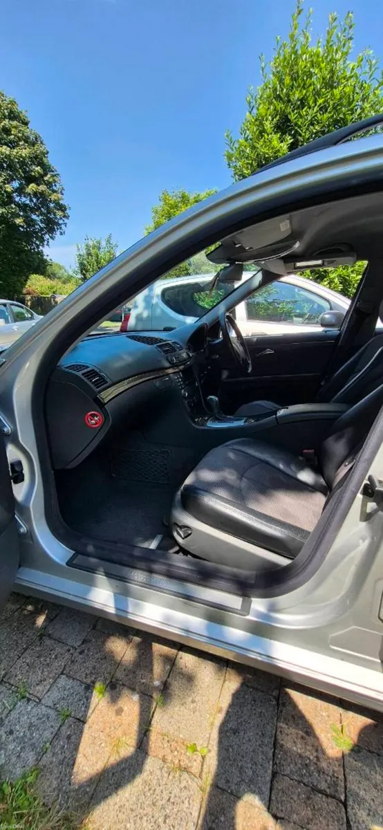 Mercedes E200 CDI - Image 4