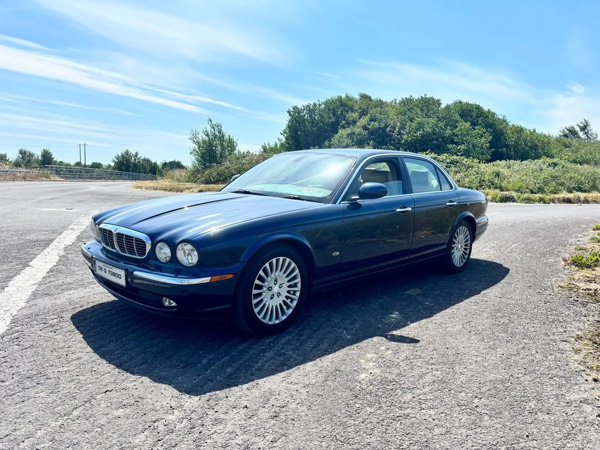 Jaguar XJ6 Diesel - Image 6