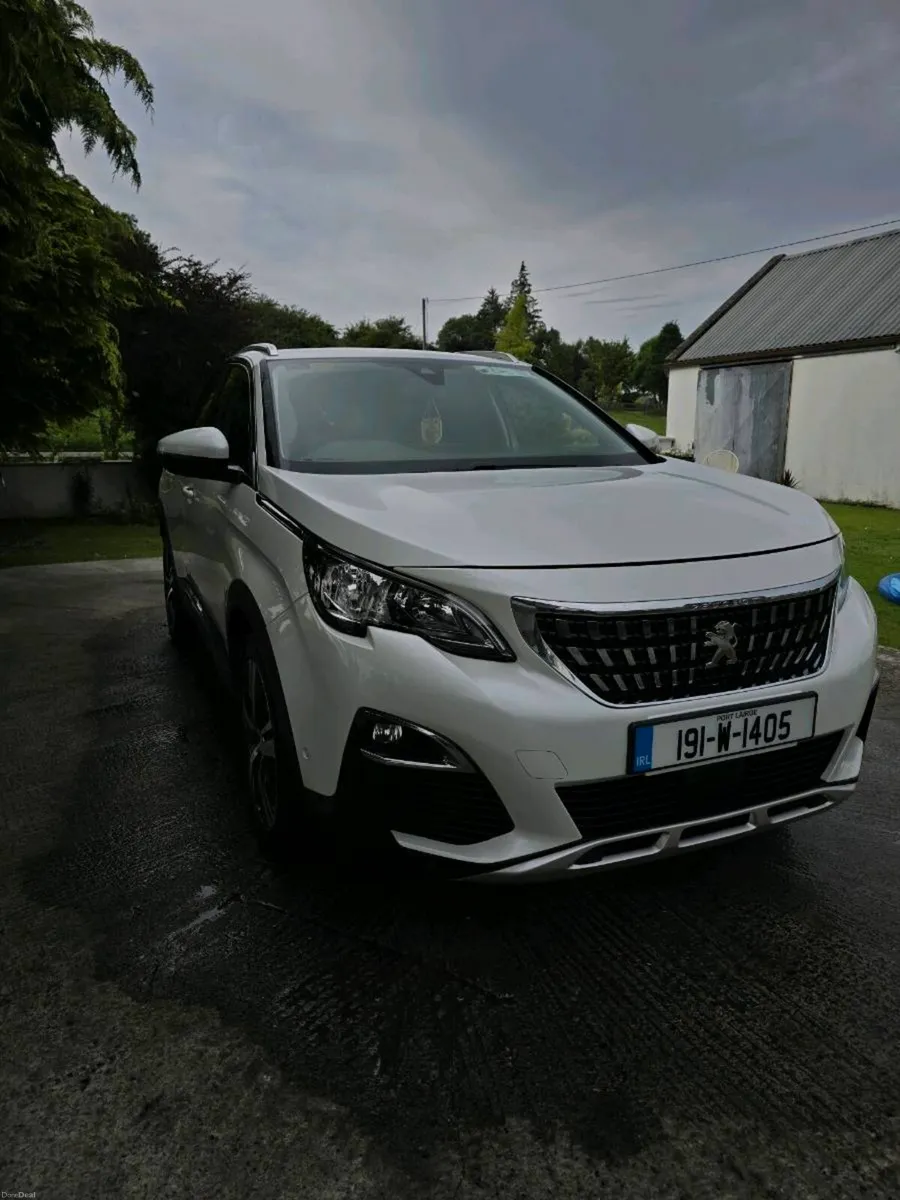 Car - Image 1