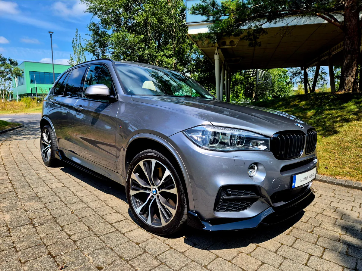 BMW X5 M50D M-PERFORMANCE 7-SEATS - Image 1