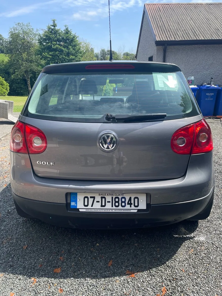 Volkswagen Golf - Image 4