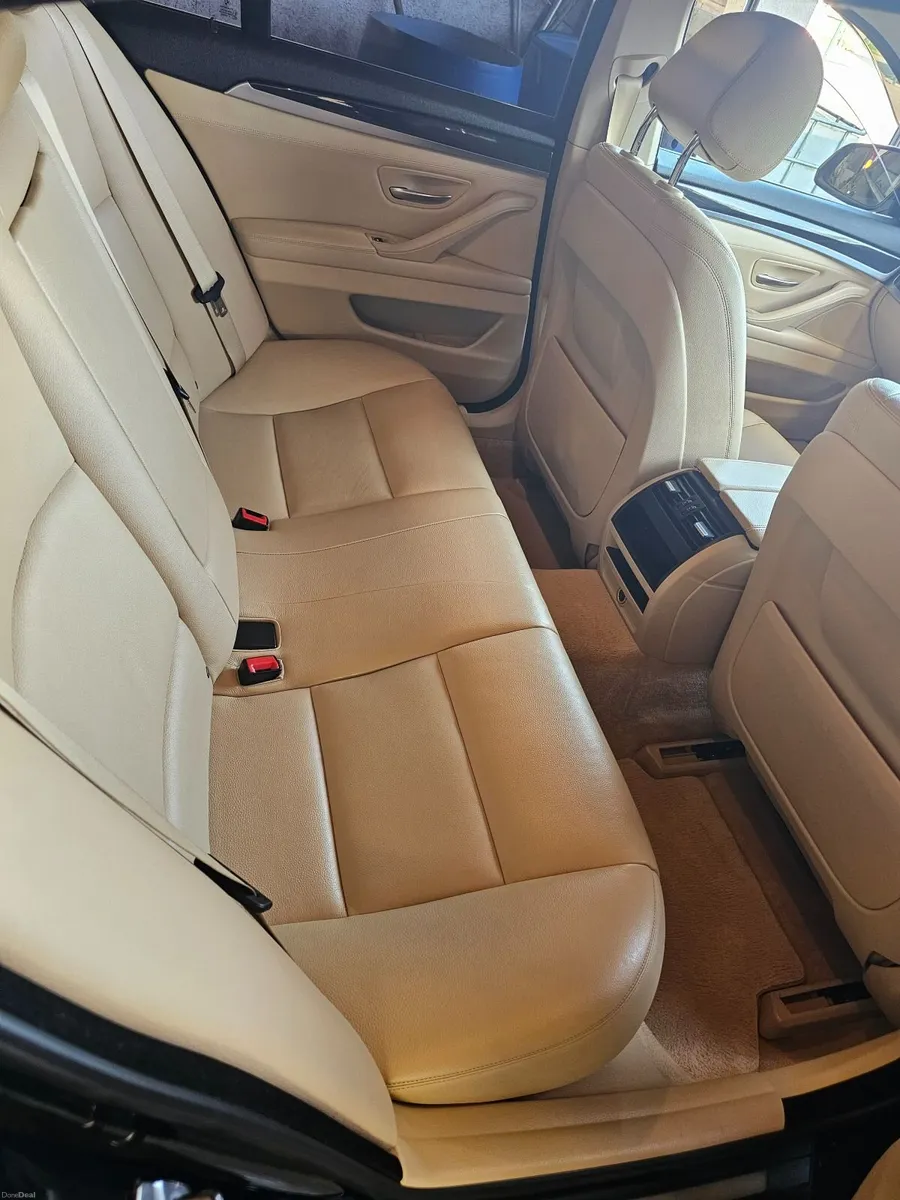 BMW 5-Series 2013 - Image 6