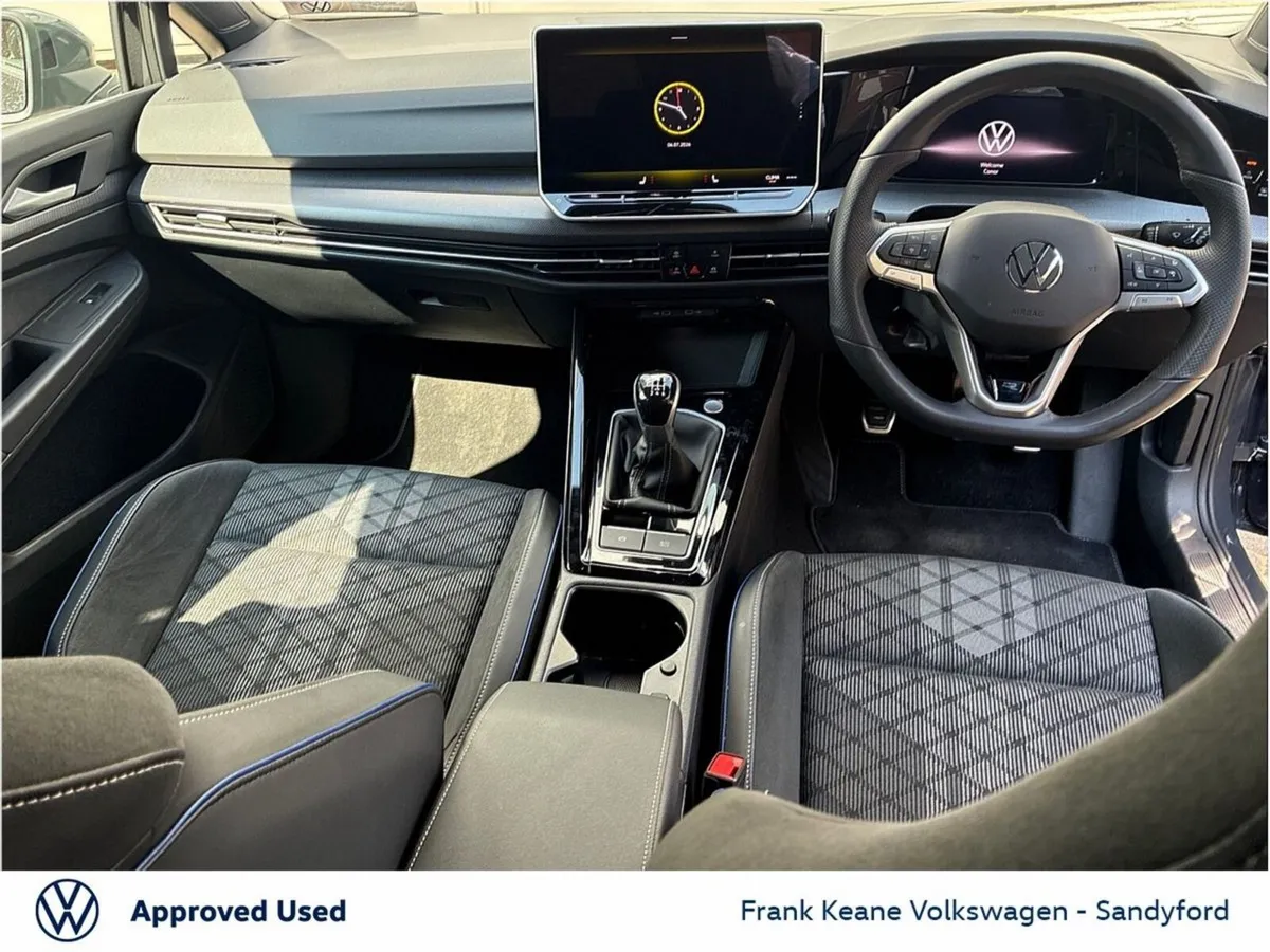 Volkswagen Golf R-LINE* 1.5 TSI 150HP *EX DEMO* @f - Image 2