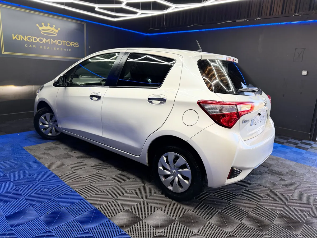 Toyota Yaris(Vitz)1.0 petrol,Automatic,NCT 07/28 - Image 6