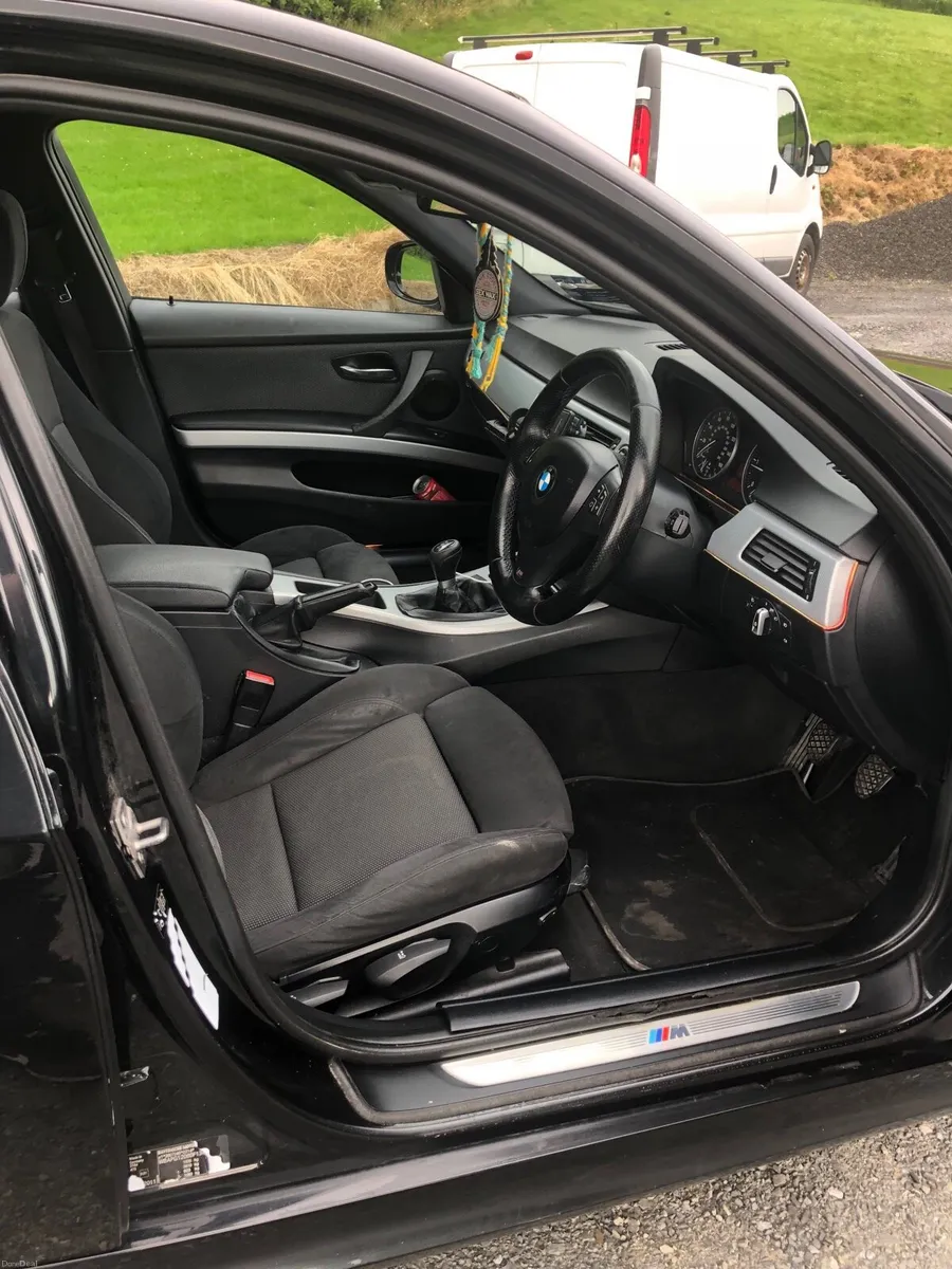BMW 318d e90 - Image 6