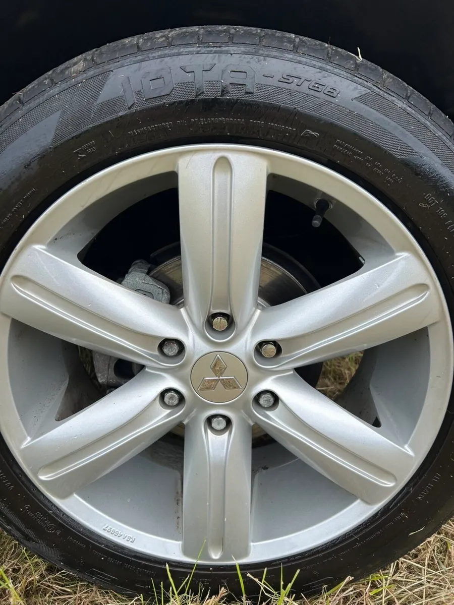 Mitsubishi Shogun Pajero 39,000miles!! - Image 6