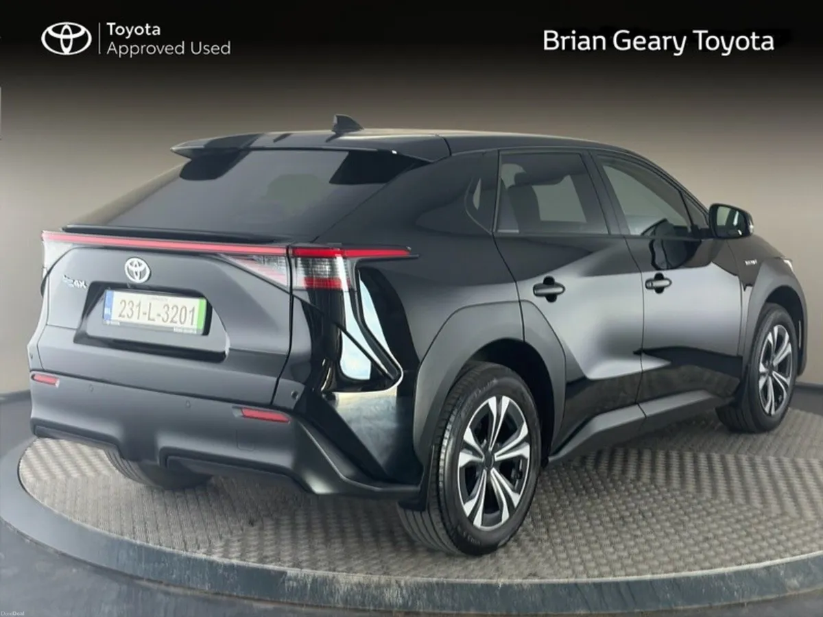 Toyota bZ4X SPORT 11KW OBC - Image 2
