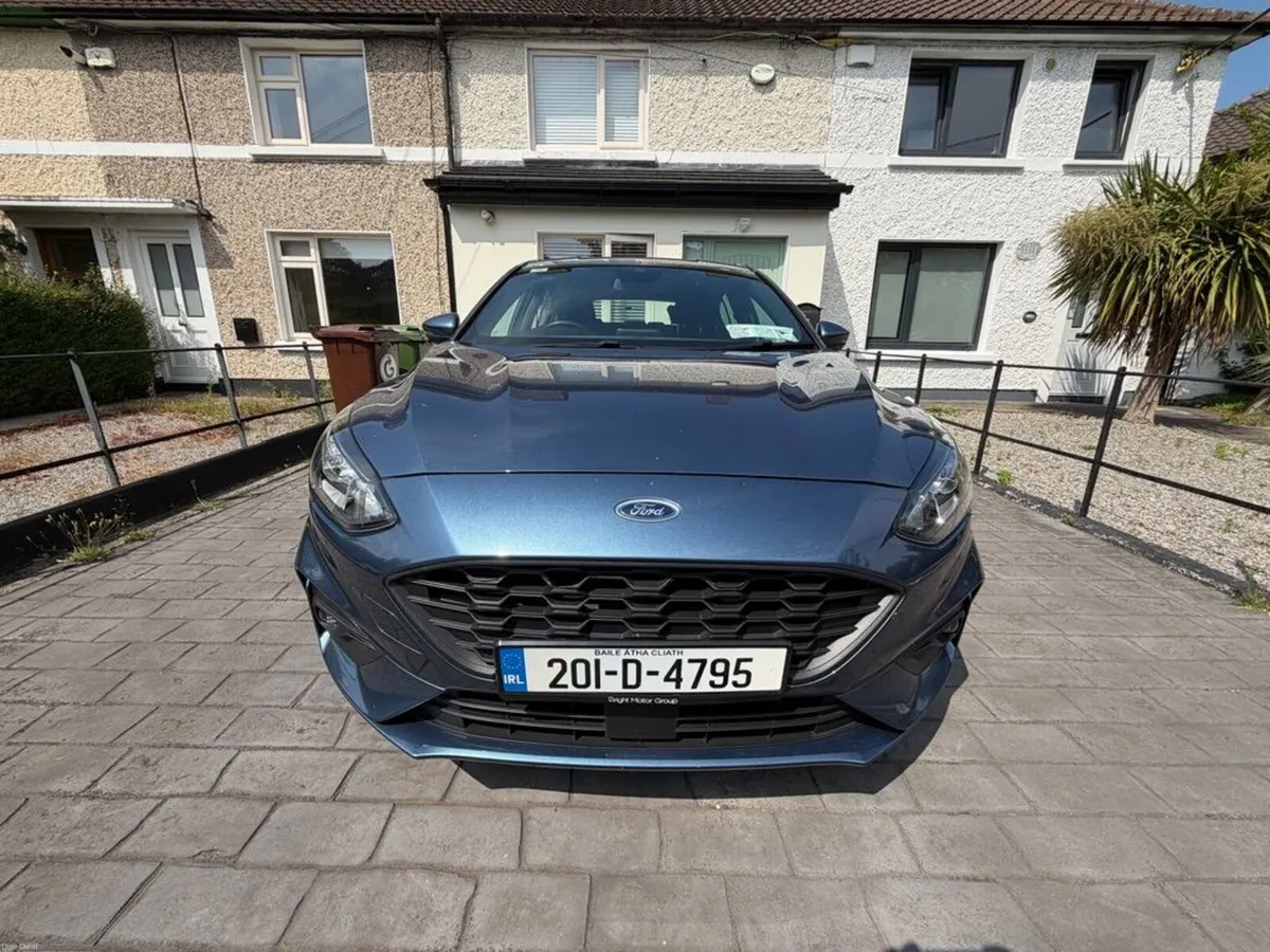 Ford Focus 2020 ST-Line 1.0 EcoBoost Automatic - Image 1