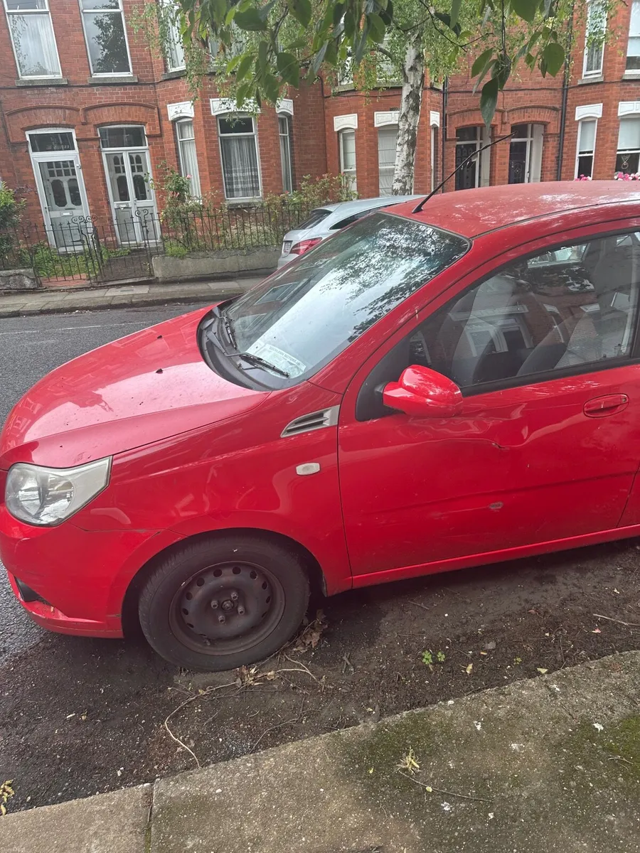 Chevrolet Aveo 2010 - Image 2