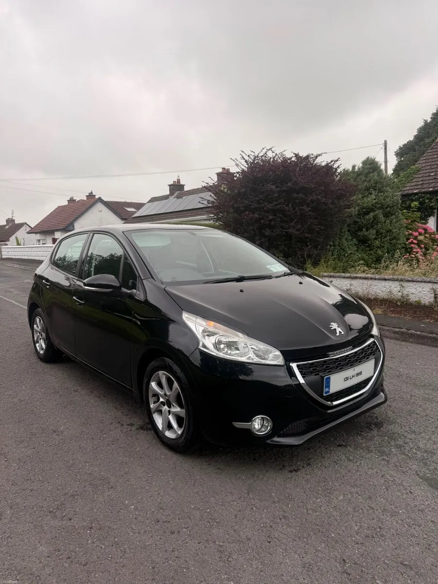 2013 Peugeot 208 1.4 HDi diesel NEW TEST - Image 1