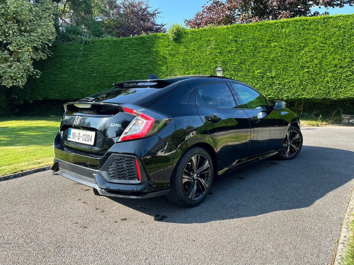 2019 Honda Civic Premium 1.0 - Image 3