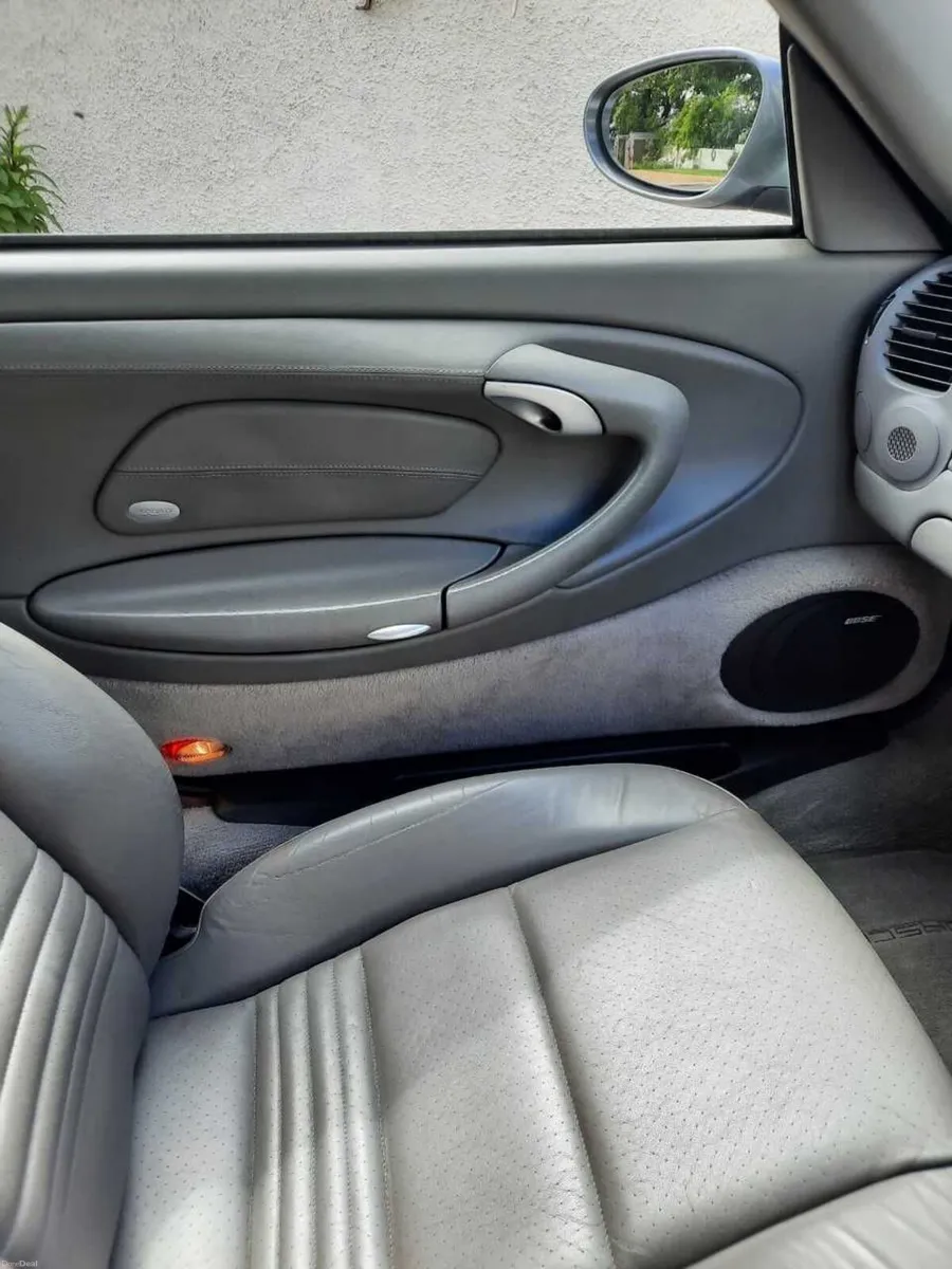 Porsche 911 TURBO 2003 - Image 5