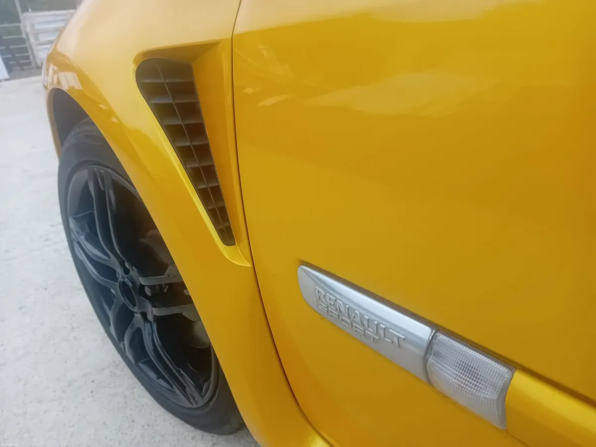 Renaultsport Lutecia RS200 - Image 2