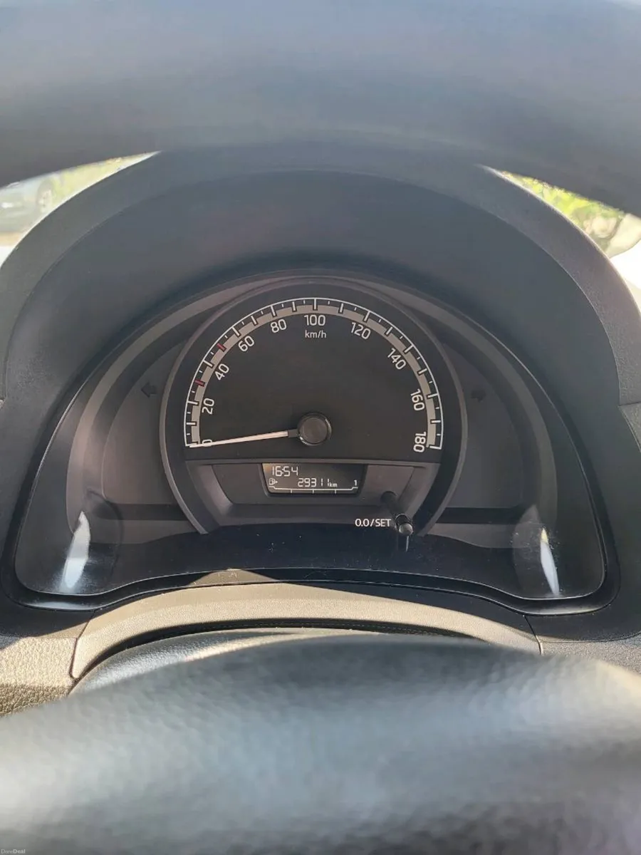 181 Skoda Citigo–29k km–NCT 2028–Tax 2027 - Image 6