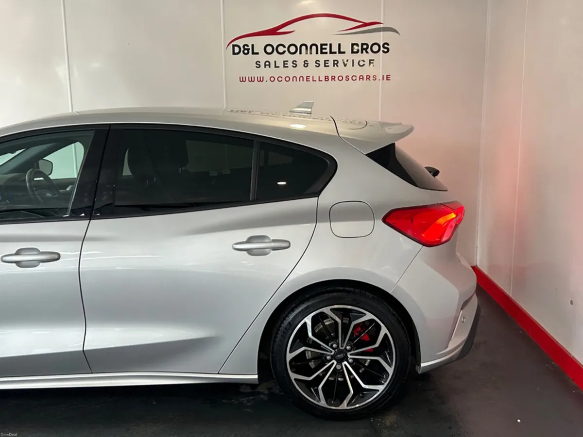 Ford Focus ST-LINE X EDITION E ECOBLUE - Image 5