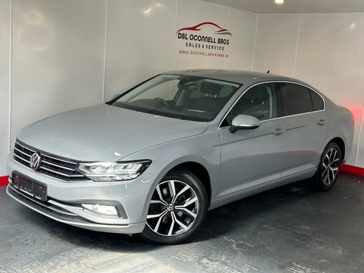 Volkswagen Passat SEL TDI S-A DSG - Image 2