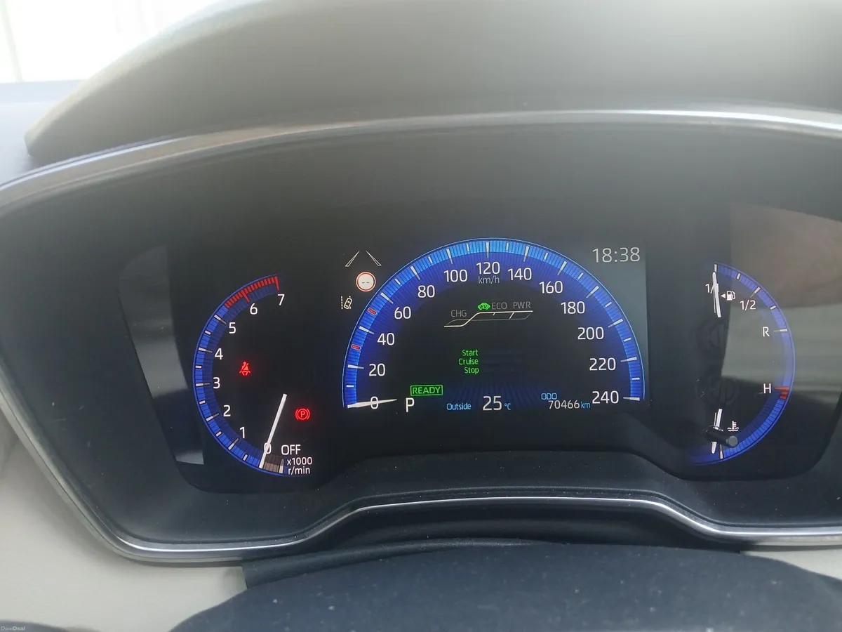 2019 Toyota Corolla Sol 1.8 Petrol Hybrid Auto - Image 6