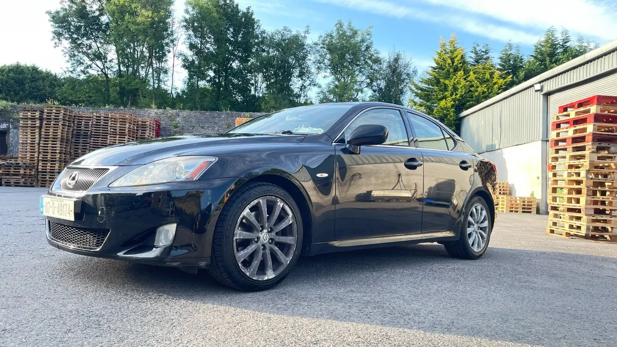 Lexus IS250 Executive - Image 6