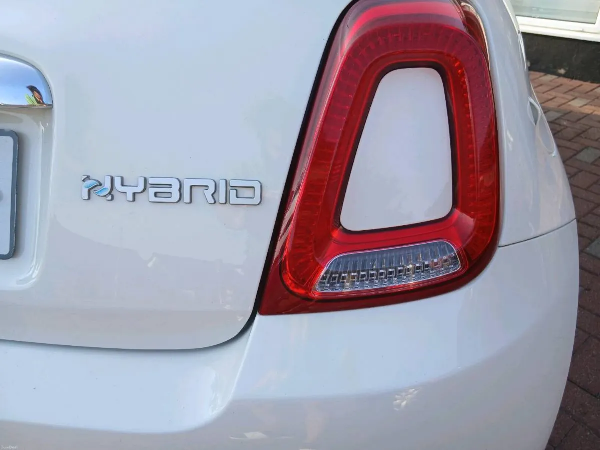211 Fiat 500 1.0 Hybrid | Luxury Trim | NCT 05/27 - Image 2