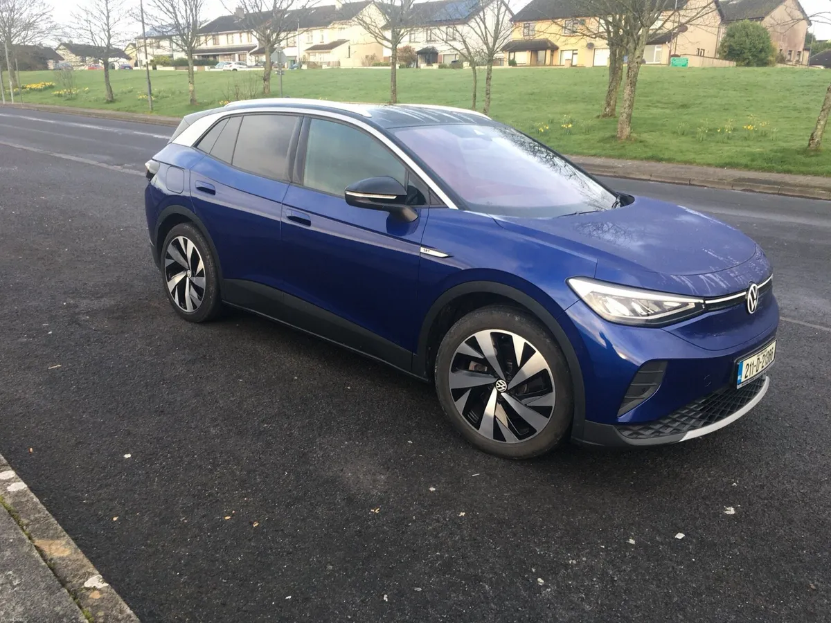 Mint Condition Volkswagen ID4 - Image 3