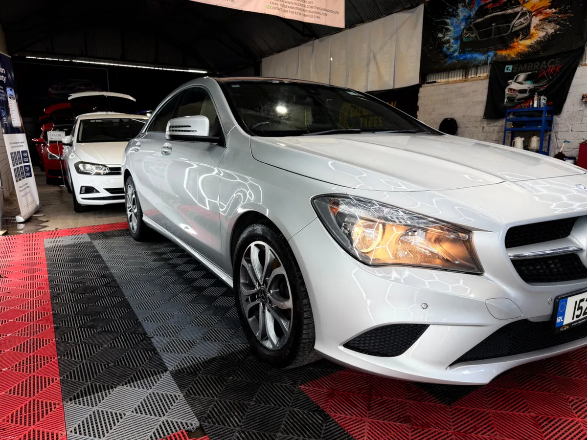 152 Mercedes-Benz CLA 1.6 Petrol Manual - Image 3