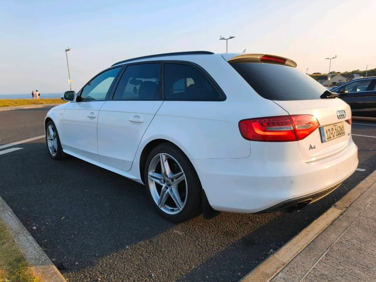 Audi A4 Avant 2012 SLine - Image 5