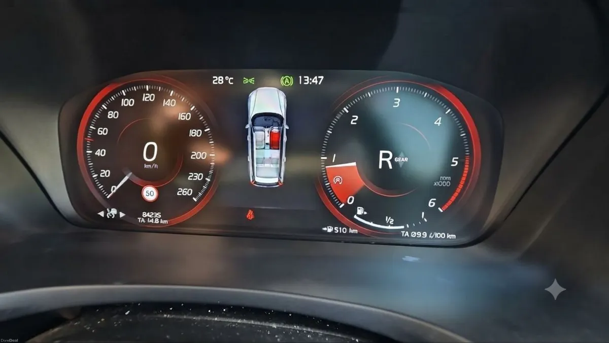 2020 Volvo V60 D3 MOMENTUM 5DR - Image 6