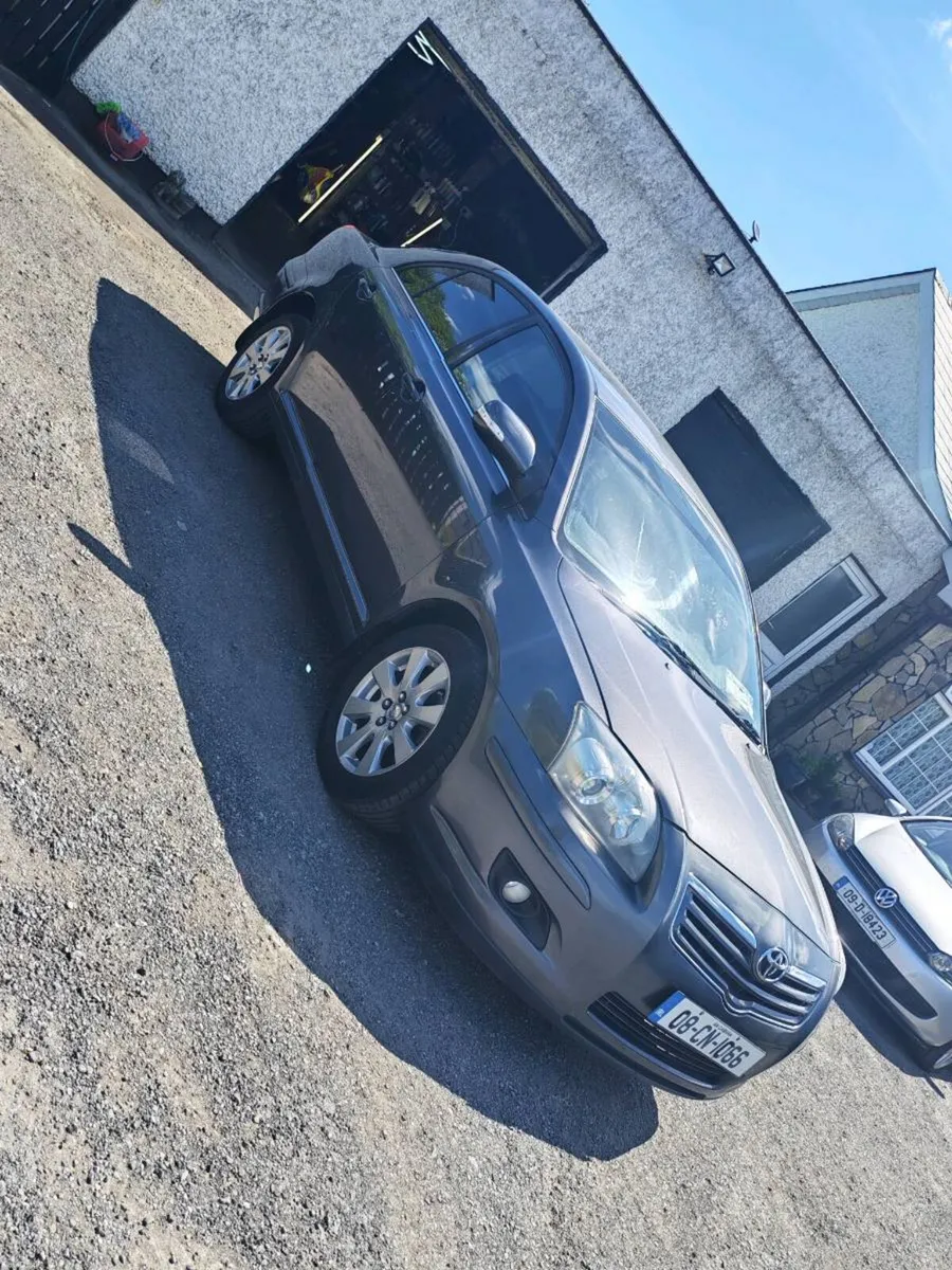 Toyota avensis - Image 3