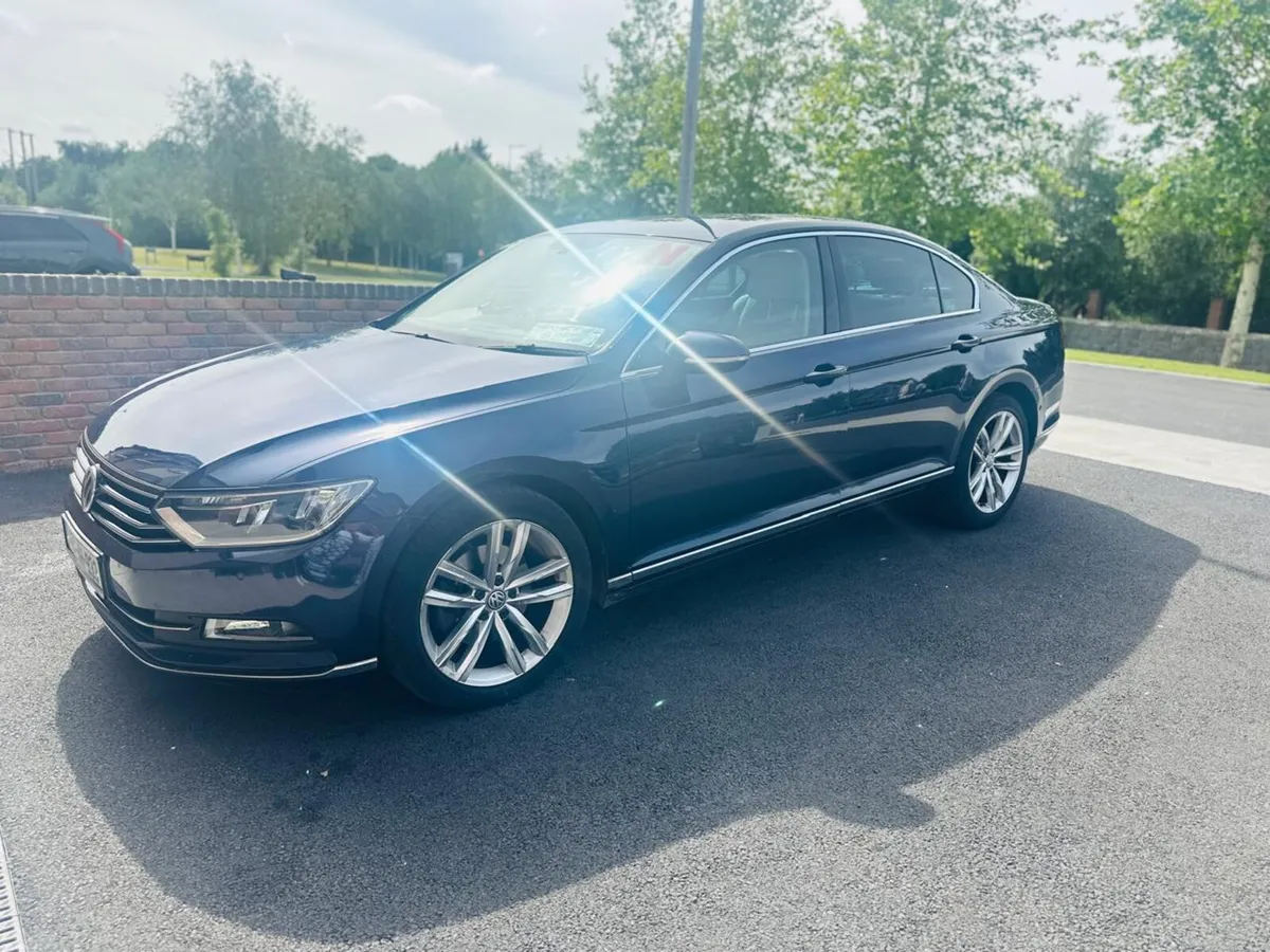 Passat 2016 LuxuryTrim Highline Beige Leather Seat - Image 1