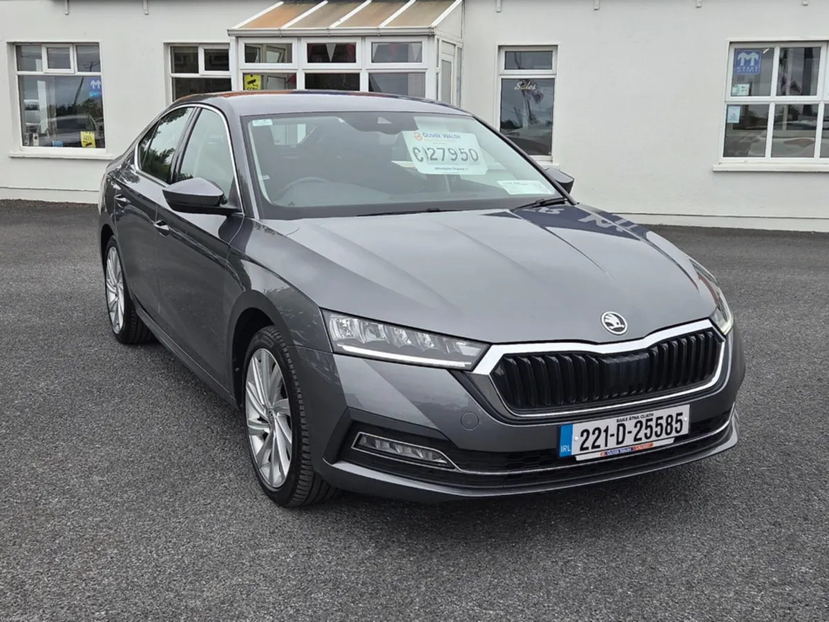 Skoda Octavia STYLE 2.0 TDI 150HP DSG 5 5DR AUTO - Image 2