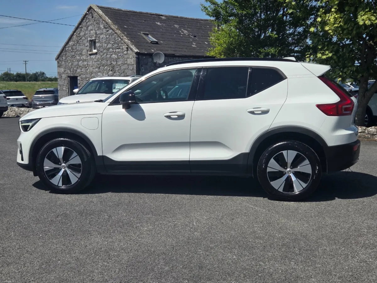 Volvo XC40 + T4 RECHARGE AUTO PLUS - Image 6