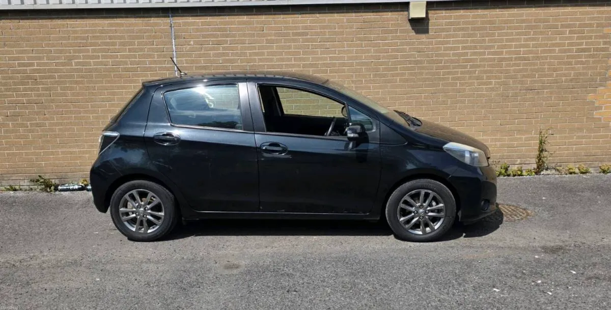 Toyota Yaris 1.3 icon NEW NCT + TAX - Image 2