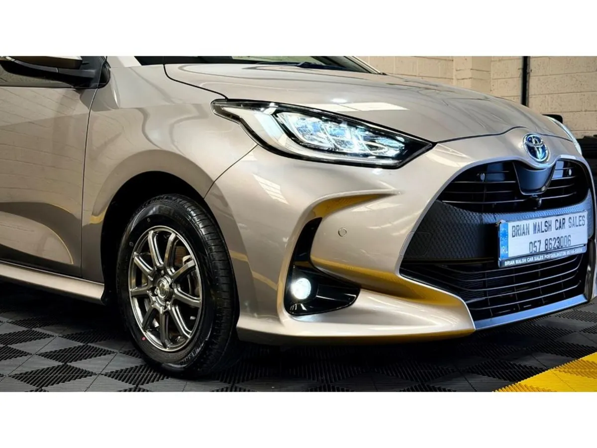 Toyota Yaris 1.5 Hybrid G spec - Image 4