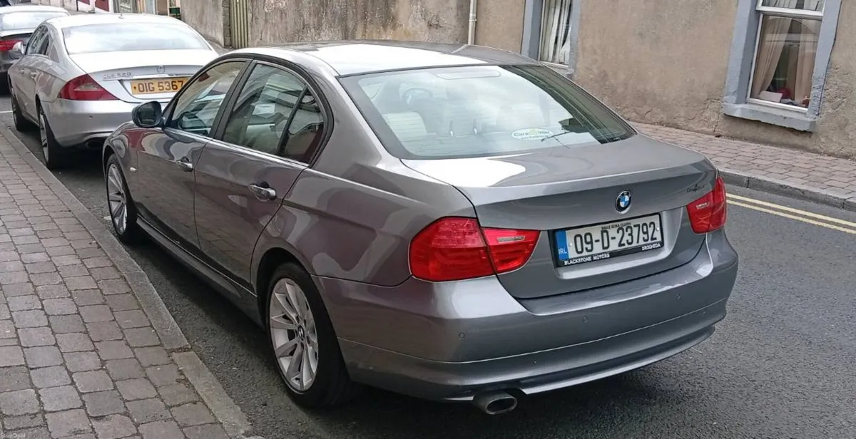 BMW 318d SE - Image 2