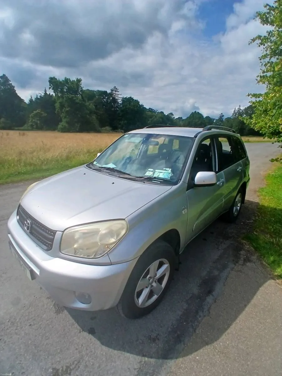 Rav4 Toyota main dealer service history - Image 2