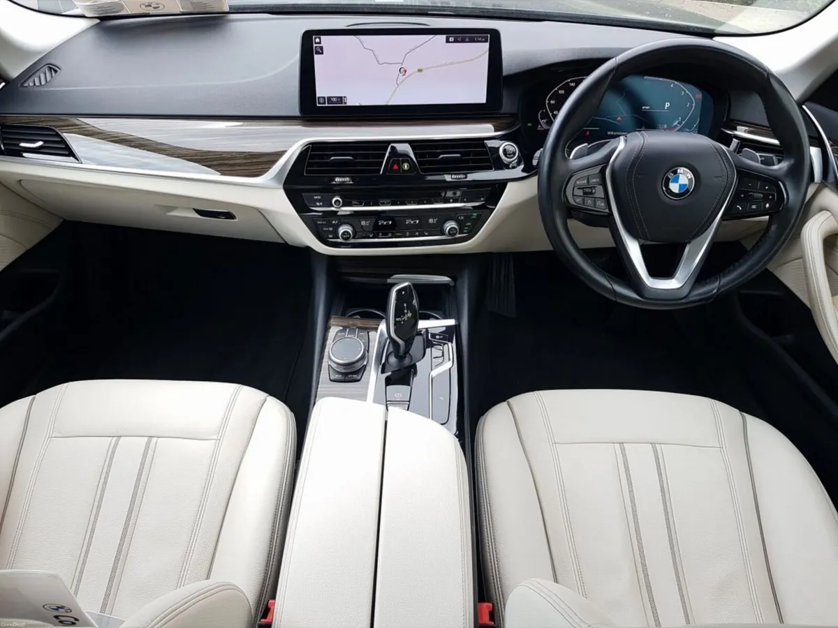BMW 5-Series 520d SE - Image 4