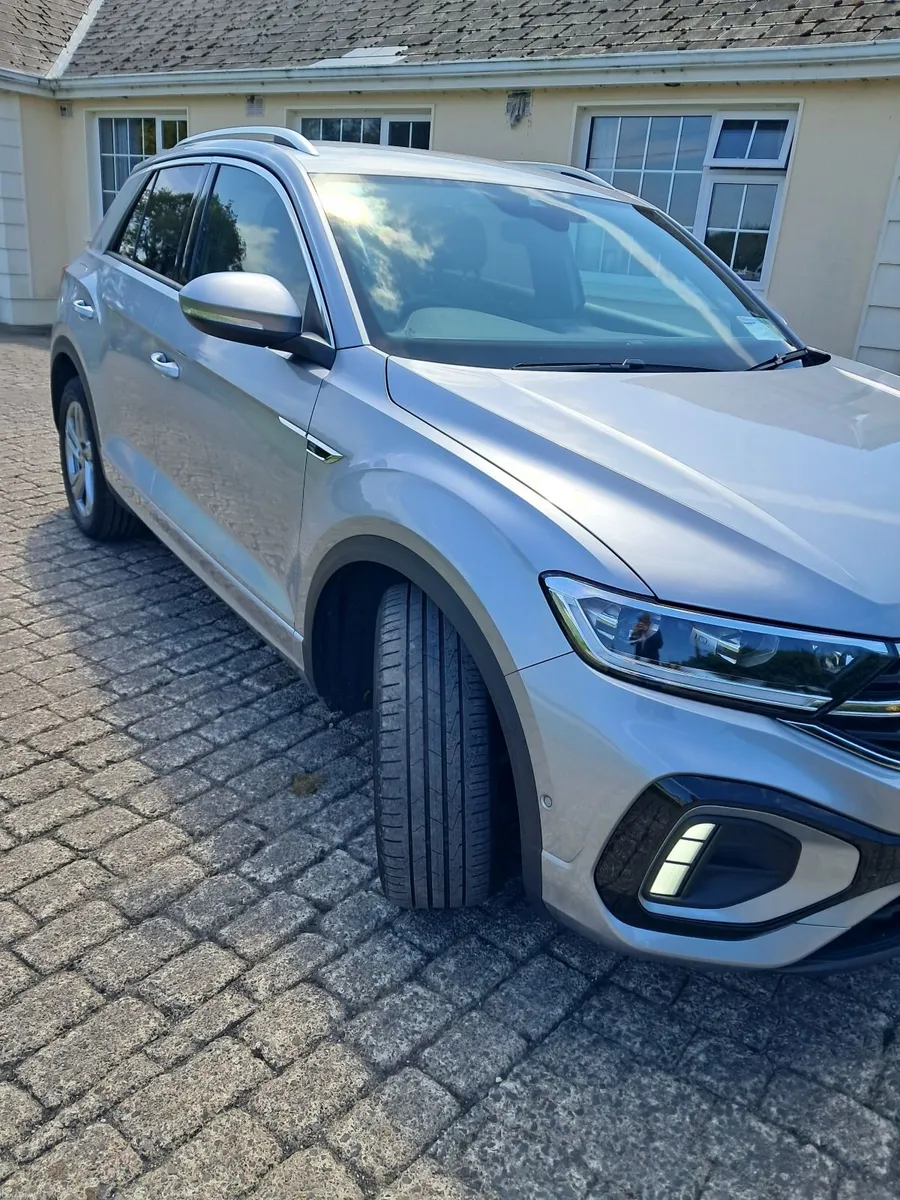 Volkswagen T-Roc 2025 - Image 4