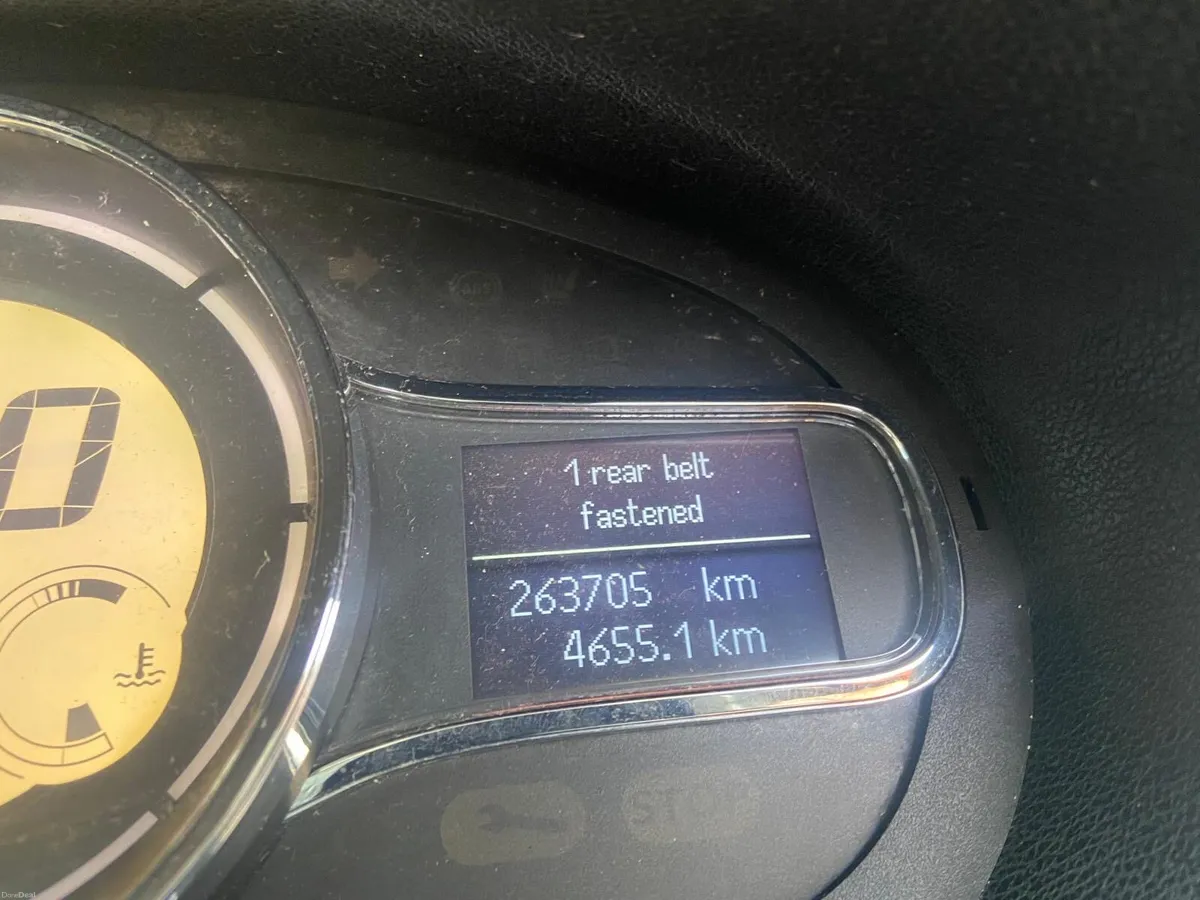 Car - Image 5